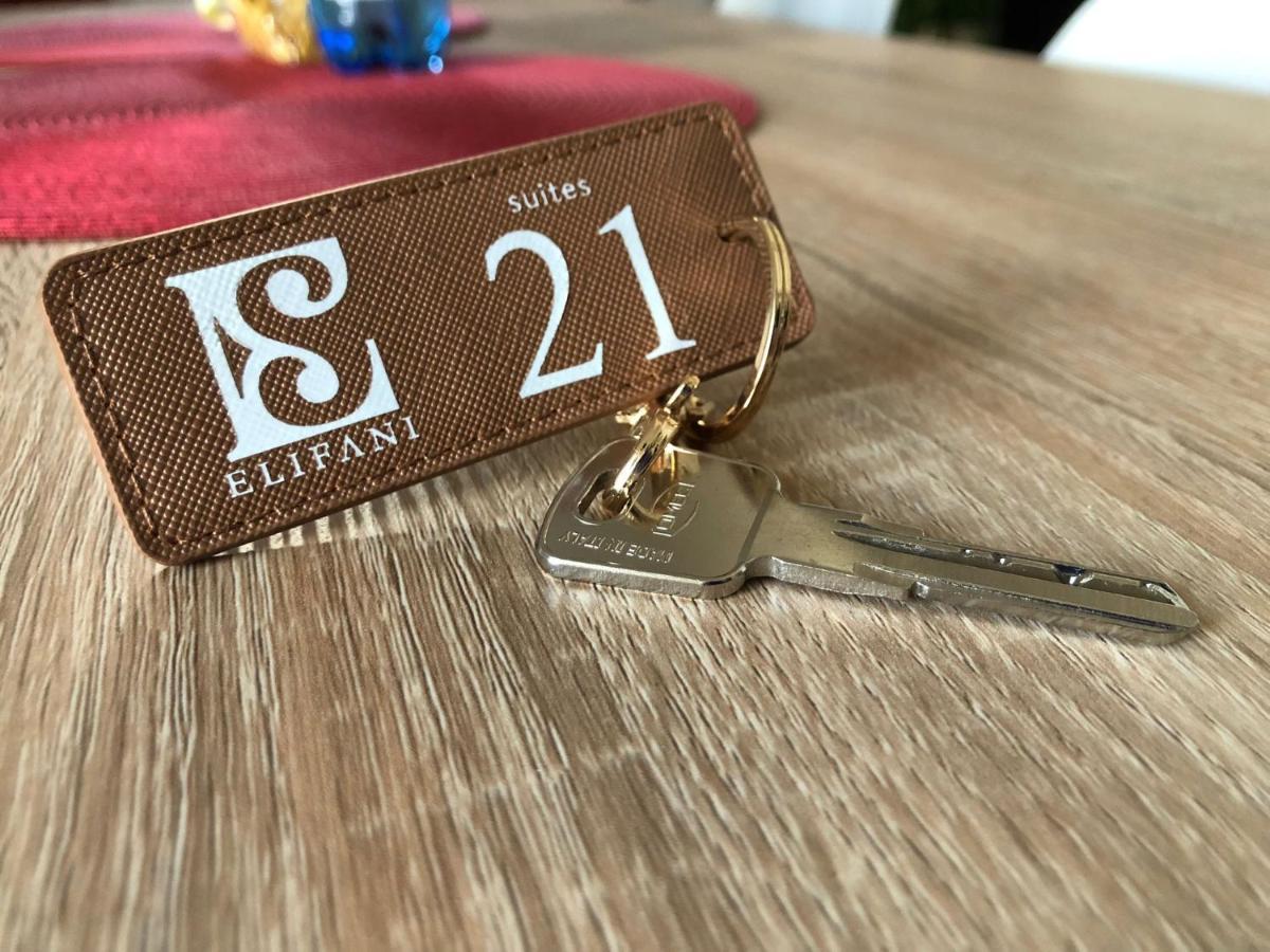 Suites Elifani 特拉尼 外观 照片